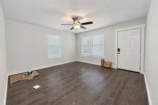 601 E 4th Ct, Panama City, FL 32401 - Photo 8