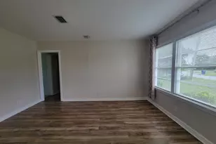 1010 E 2nd Pl, Panama City, FL 32401 - Photo 6