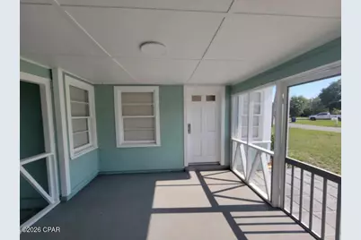 1010 E 2nd Place, Panama City, FL 32401 - Photo 4