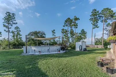 819 Ashley Circle, Alford, FL 32420 - Photo 10