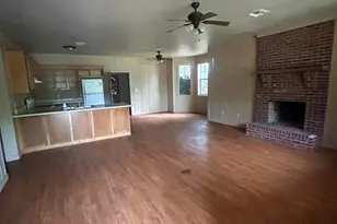 341 Old Transfer Rd, Wewahitchka, FL 32465 - Photo 4