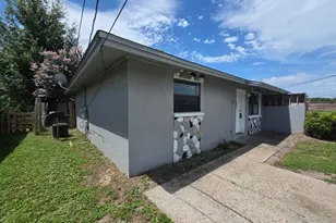 1107 Bradford Cir, Lynn Haven, FL 32444 - Photo 2