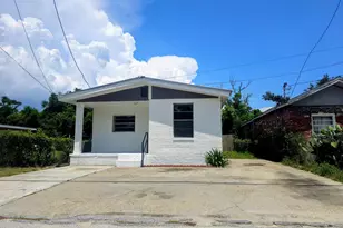 1624 Mae Bell Whitfield Way, Panama City, FL 32405 - Photo 2