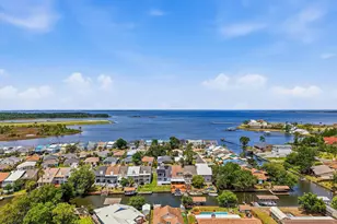 1319 Capri Dr, Panama City, FL 32405 - Photo 4