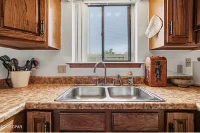 911 Bradley Circle, Lynn Haven, FL 32444 - Photo 8