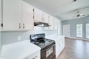 112 Michelle Ct, Panama City Beach, FL 32407 - Photo 10