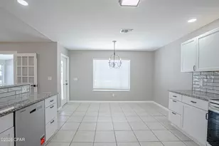 924 Agnes Scott Cir, Panama City, FL 32405 - Photo 10