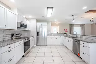 924 Agnes Scott Cir, Panama City, FL 32405 - Photo 4