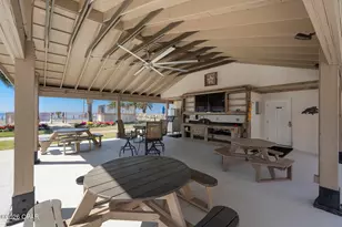 2100 W Beach Dr, Panama City, FL 32401 - Photo 26