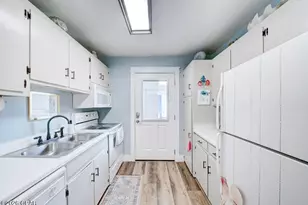 2100 W Beach Dr, Panama City, FL 32401 - Photo 14