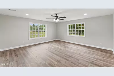 1025 Edison Avenue, Alford, FL 32420 - Photo 8