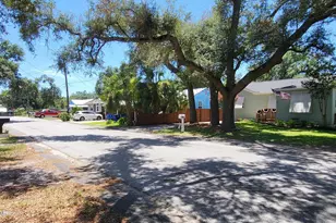 1610 Lake Ave, Panama City, FL 32401 - Photo 24