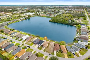 114 Lakeridge Dr, Panama City, FL 32405 - Photo 2