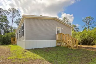 420 Hickory Bluff Cir, Southport, FL 32409 - Photo 4