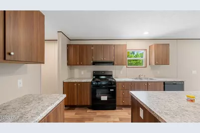 13816 Mallard Avenue, Fountain, FL 32438 - Photo 8