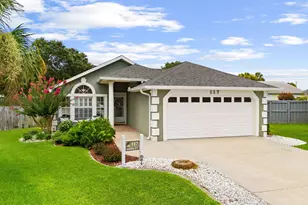 117 Bimini Ct, Panama City Beach, FL 32413 - Photo 1