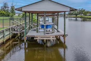 1413 N Bay Dr, Lynn Haven, FL 32444 - Photo 54
