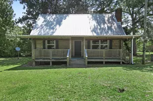20473 NW Walnut Ave, Blountstown, FL 32424 - Photo 1