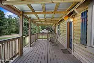 20473 NW Walnut Ave, Blountstown, FL 32424 - Photo 2
