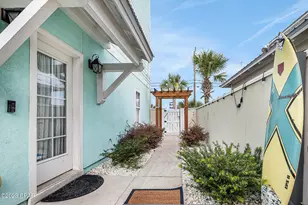 621 Lyndell Ln, Panama City Beach, FL 32407 - Photo 1