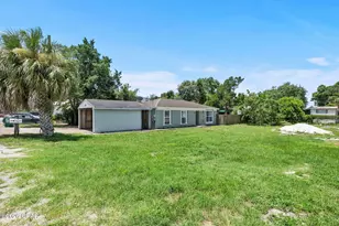 315 Twin Lakes Dr, Panama City Beach, FL 32413 - Photo 2