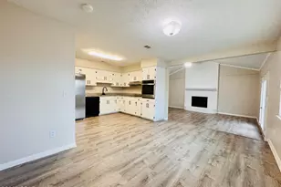 618 Gabriel St, Panama City, FL 32405 - Photo 2