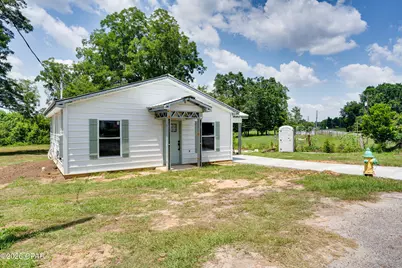 1030 Pelham Avenue, Graceville, FL 32440 - Photo 2