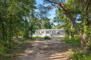 3382 Lakeshore Dr, Chipley, FL 32428 - Photo 16