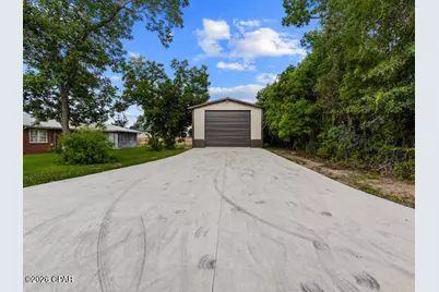 709 W 5th Street, Lynn Haven, FL 32444 - Photo 18