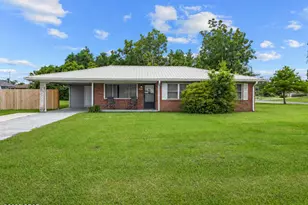 709 W 5th St, Lynn Haven, FL 32444 - Photo 16