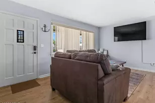 709 W 5th St, Lynn Haven, FL 32444 - Photo 10