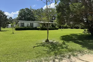 1929 N Holmes Creek Rd, Graceville, FL 32440 - Photo 4