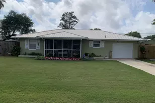 313 Jasmine Pl, Panama City Beach, FL 32413 - Photo 1