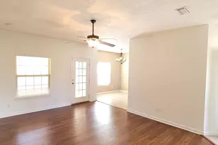 807 E 24th St, Lynn Haven, FL 32444 - Photo 4