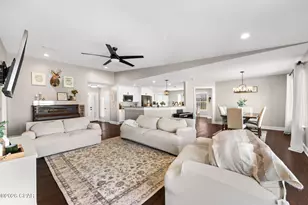 1542 Bluegrass Ln, Lynn Haven, FL 32444 - Photo 8