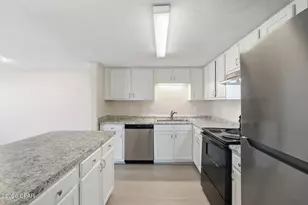 1818 Whispering Oaks Ln, Fort Walton Beach, FL 32547 - Photo 2