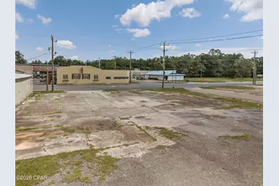 1229 Jackson Avenue, Chipley, FL 32428 - Photo 16