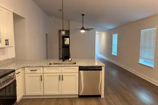 7126 Fox Mdw Dr, Panama City, FL 32404 - Photo 2