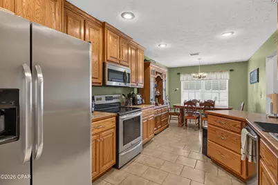 4122 Highland Avenue, Chipley, FL 32428 - Photo 8