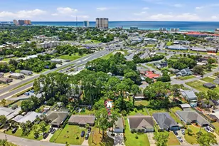 208 Palm Cir, Panama City Beach, FL 32413 - Photo 2