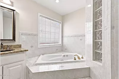 208 Palm Circle, Panama City Beach, FL 32413 - Photo 18