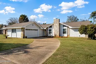 3007 Longwood Cir, Panama City, FL 32405 - Photo 2