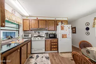 129 Patrick St, Wewahitchka, FL 32465 - Photo 12