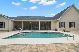 704 E 13th St, Lynn Haven, FL 32444 - Photo 8