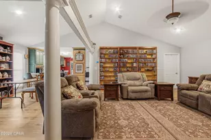 15189 NW Columbus Dr, Altha, FL 32421 - Photo 8