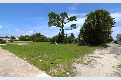 14 W 11th Street, Panama City, FL 32401 - Photo 8