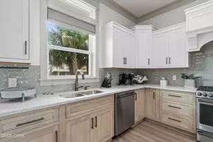 104 S 36th St, Mexico Beach, FL 32456 - Photo 16
