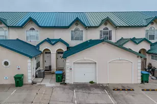 17135 Front Beach Rd, Panama City Beach, FL 32413 - Photo 2