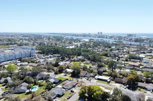 300 Prudence Ln, Panama City, FL 32408 - Photo 36