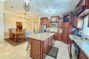 4528 Red Oak, Marianna, FL 32446 - Photo 2
